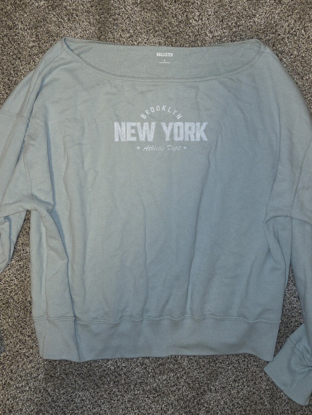 Hollister Easy Off the Shoulder Graphic Sweatshirt